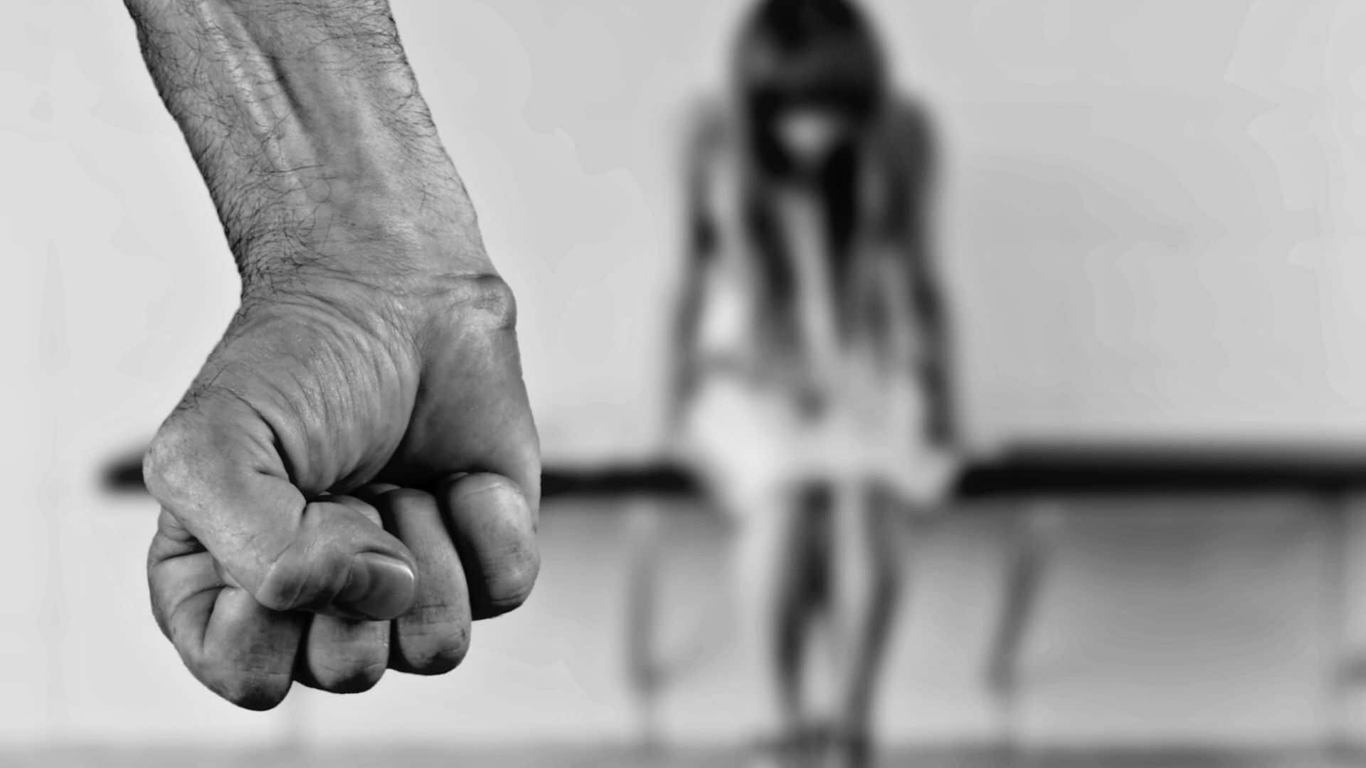 seria mity stereotypy i przekonania o przemocy domowej